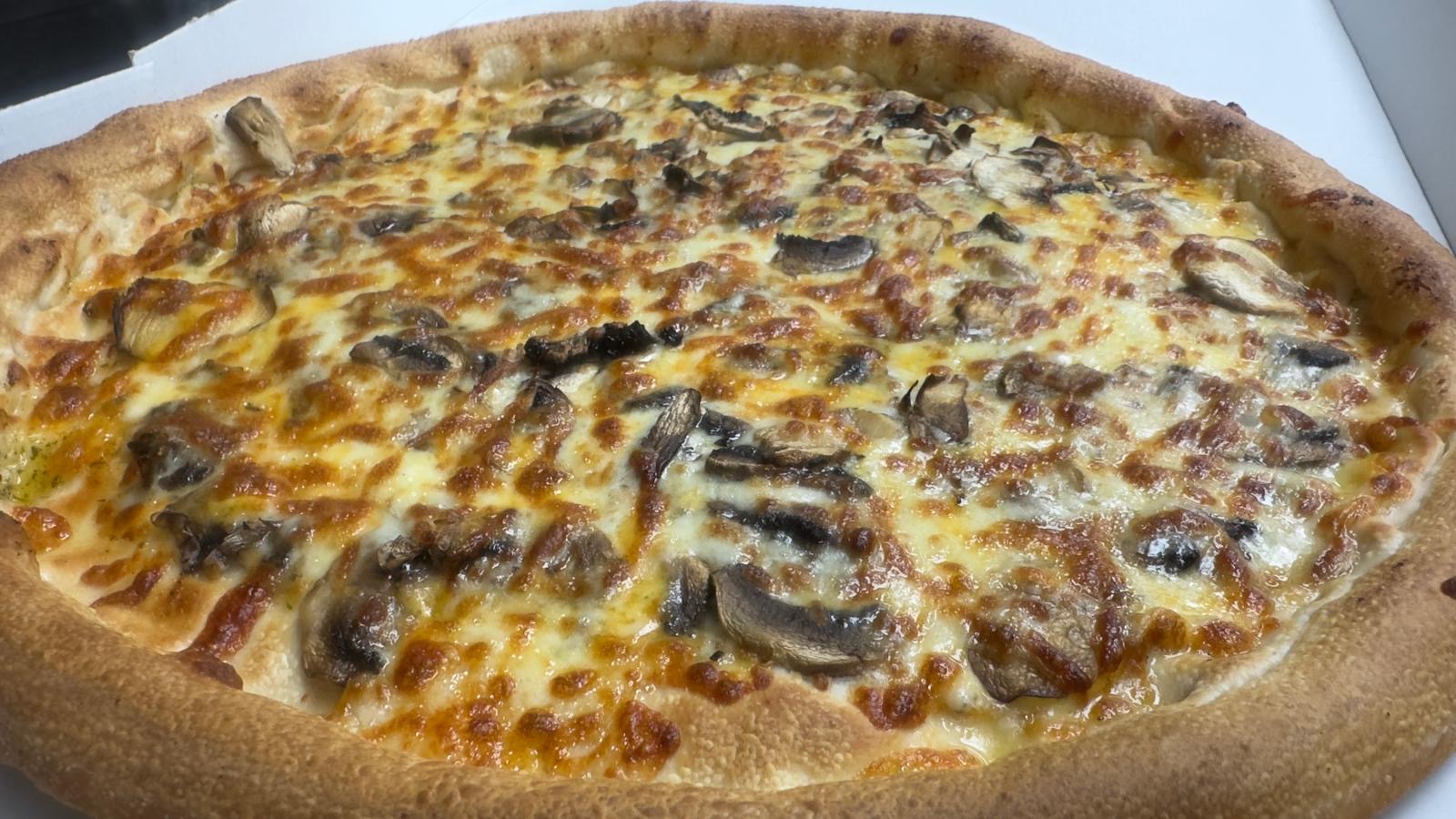 Garlic Bread With Cheese & Mushroom