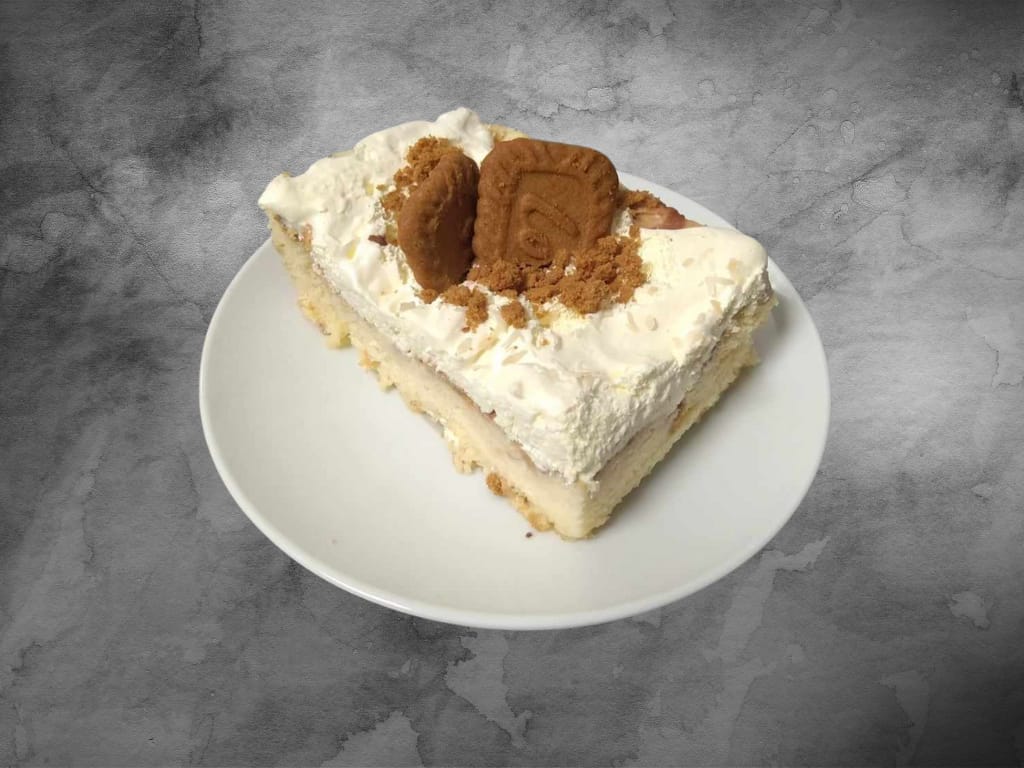 Lotus Biscoff Milk Cake