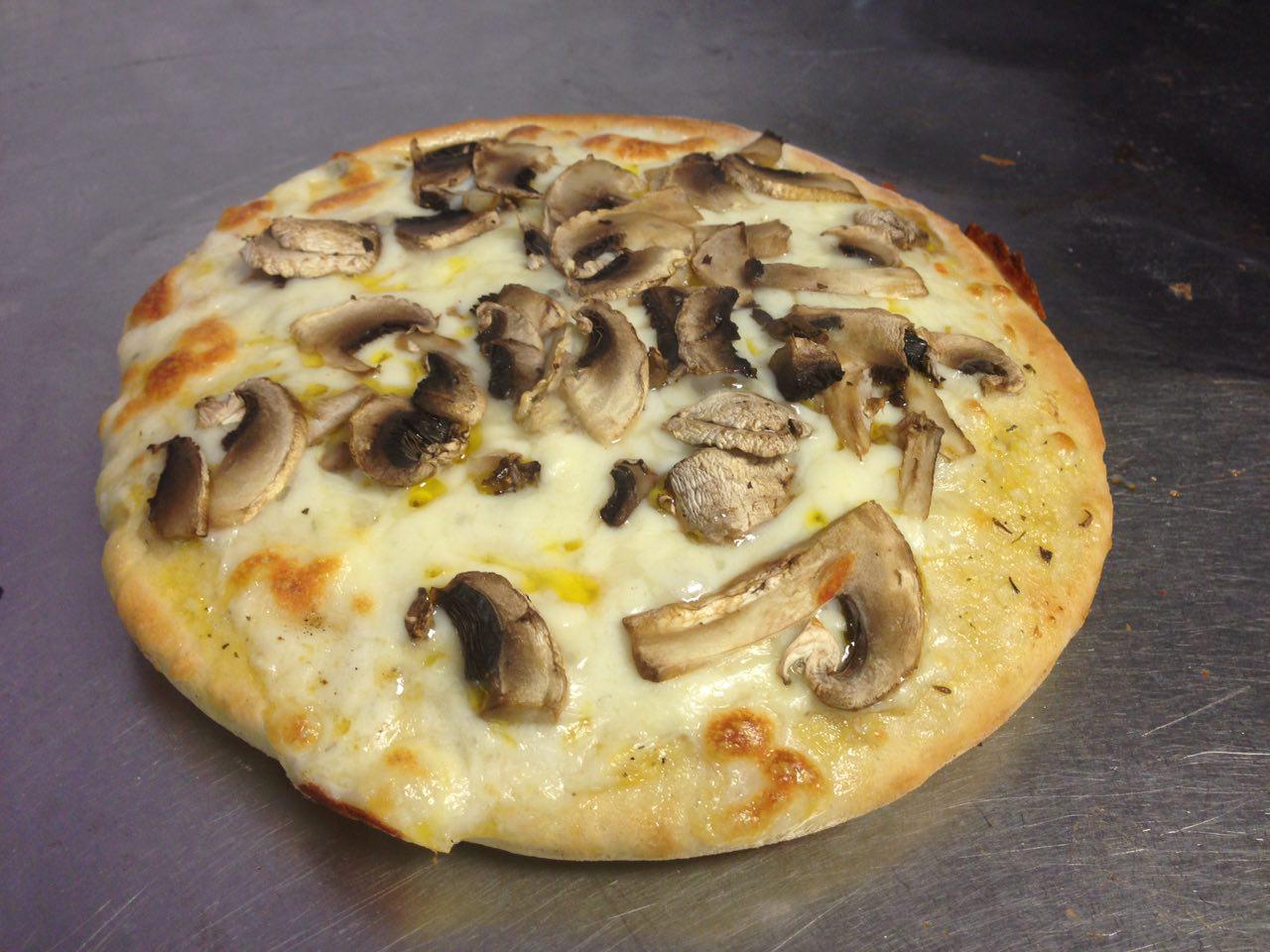 Garlic Bread with Cheese & Mushroom