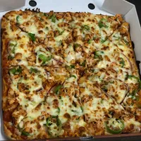Chicken Tikka Pizza