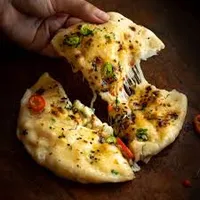 Chilli & Cheese Naan