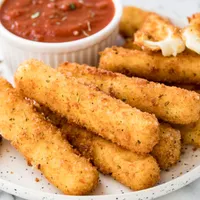 3 Pcs Mozzarella Sticks
