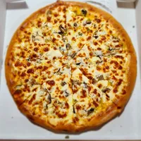 Garlic Bread with Cheese & Mushrooms